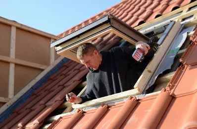 Pose de fenêtres de toit Velux à Kappelen